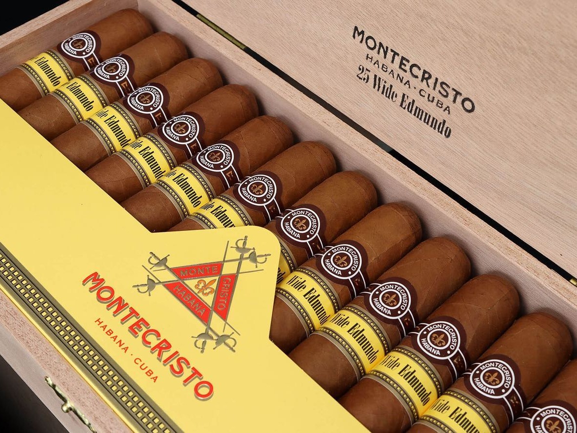 Dispatch From Havana: Montecristo Wide Edmundo
