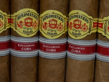Cuban Release of new Edición Regional cigar: The Diplomáticos Leal.