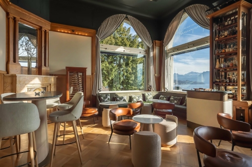 Art Deco Hotel Montana. Hemingway Rum & Cigar Lounge